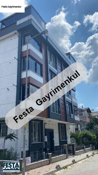 cennet mahallesinde 5+2 dekarosyonlu çift mutfak satılık daire